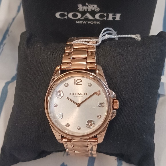 NWT! Rose Gold COACH Watch - Picture 8 of 14
